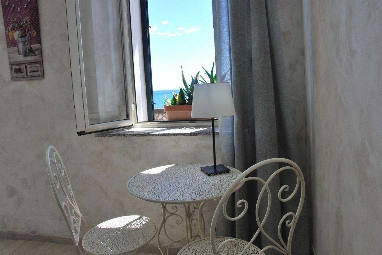Casa Vacanza Sweet Home Giardini Naxos Exterior foto